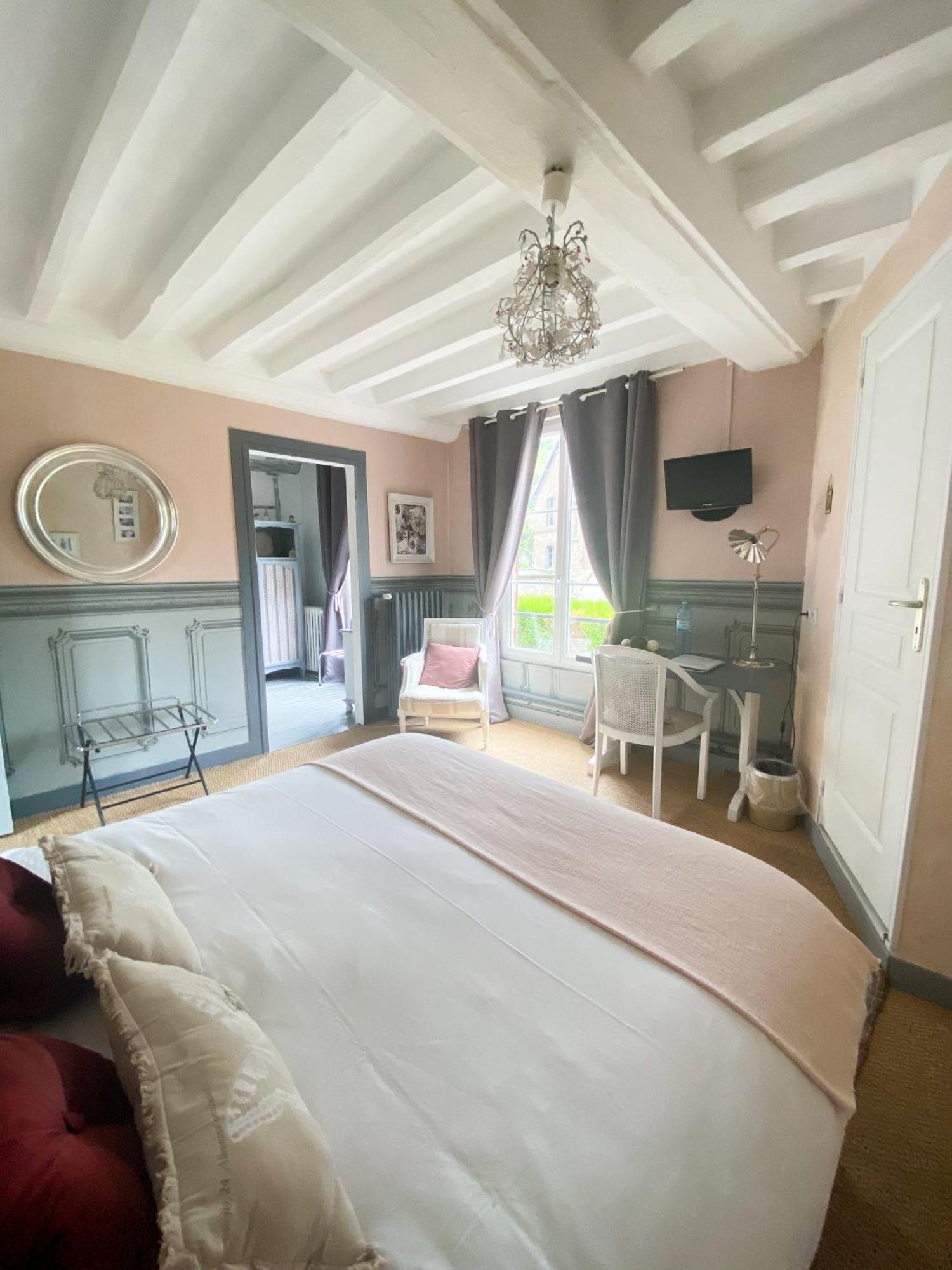 Chambres D'Hotes La Villa Alienor Les Andelys Dış mekan fotoğraf
