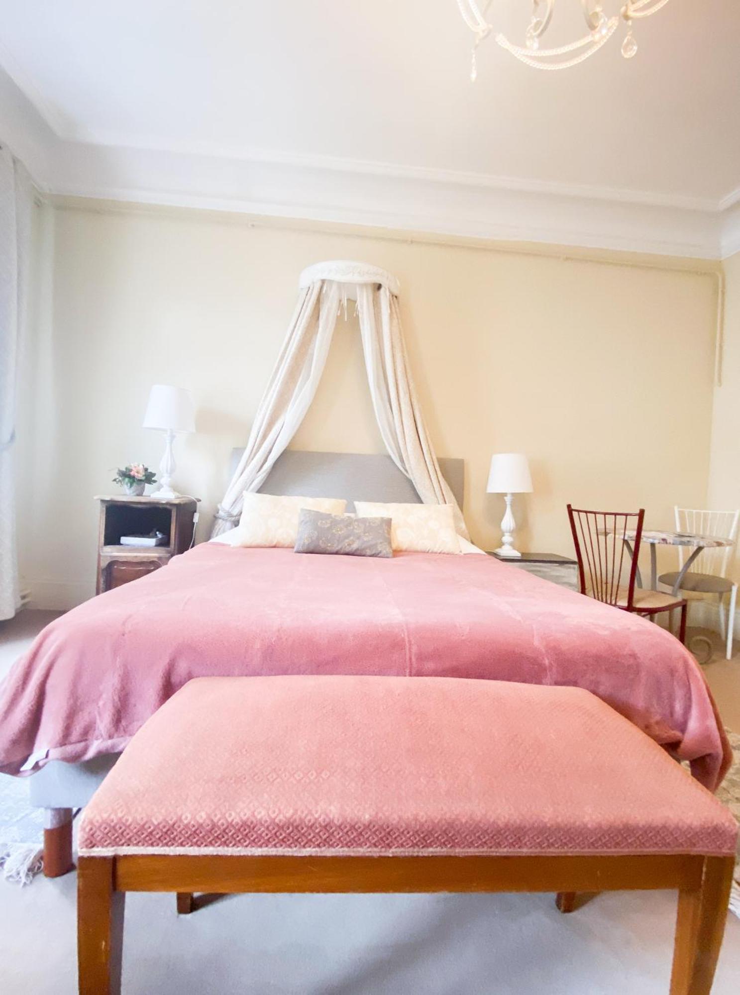 Chambres D'Hotes La Villa Alienor Les Andelys Dış mekan fotoğraf