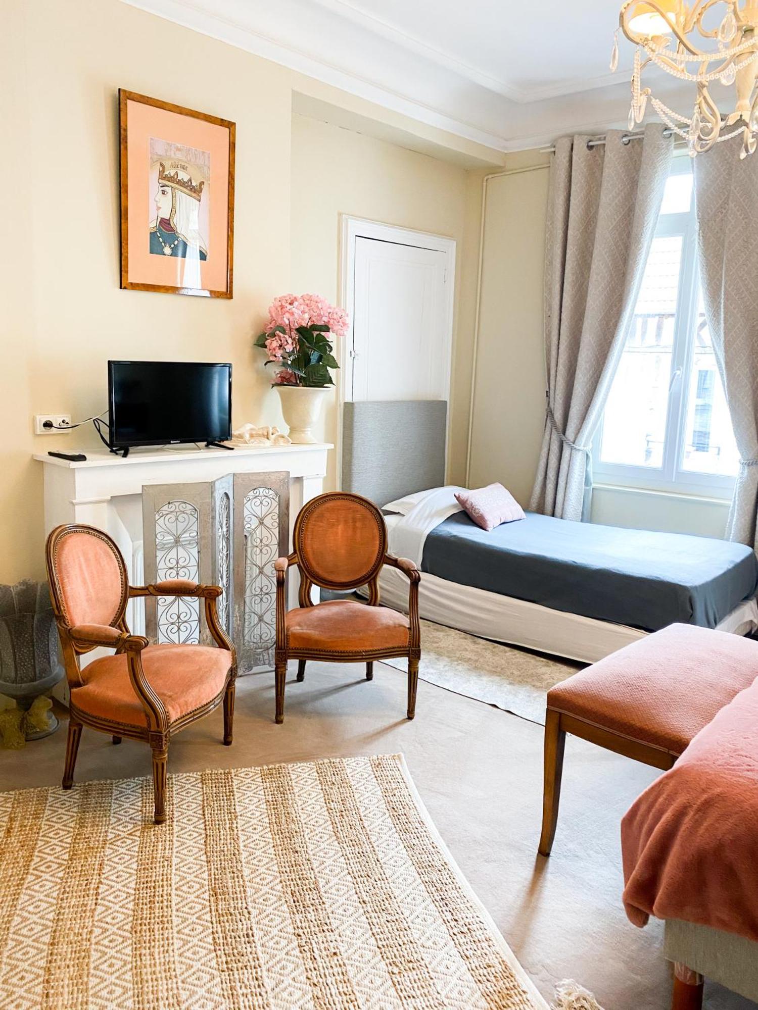 Chambres D'Hotes La Villa Alienor Les Andelys Dış mekan fotoğraf